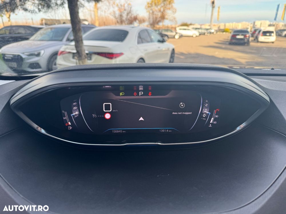 Peugeot 5008 1.2L 136 e-DCS6 MHEV Allure Pack - 16