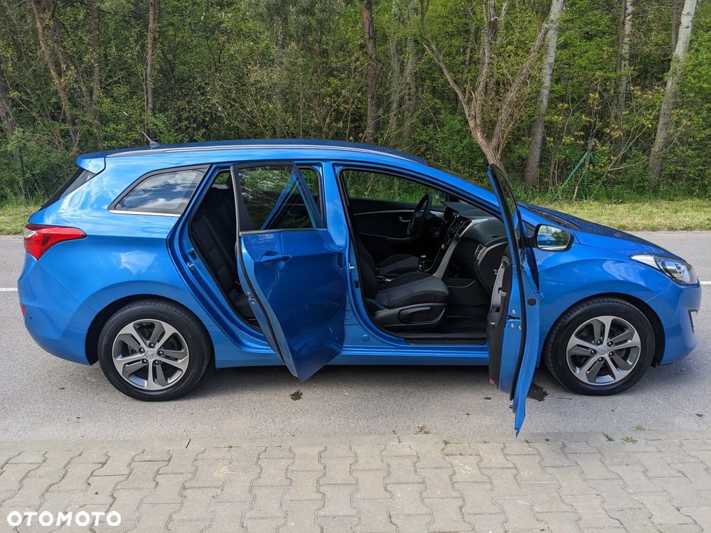 Hyundai i30 1.4 CRDi Premium - 23