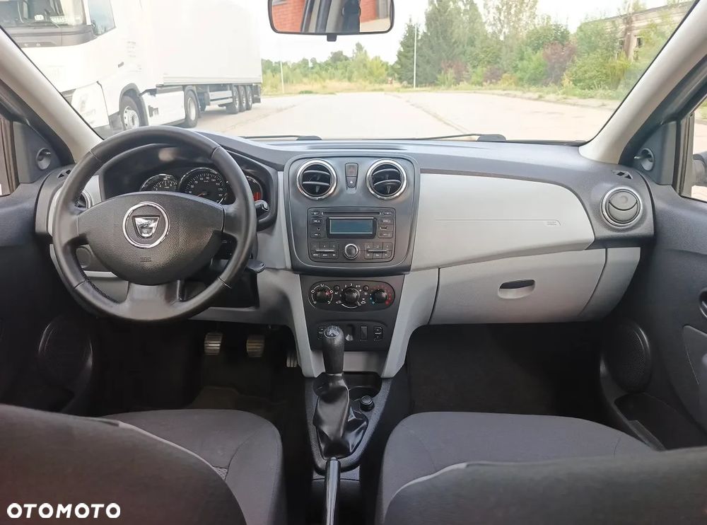 Dacia Sandero 1.2 16V 75 Laureate - 7