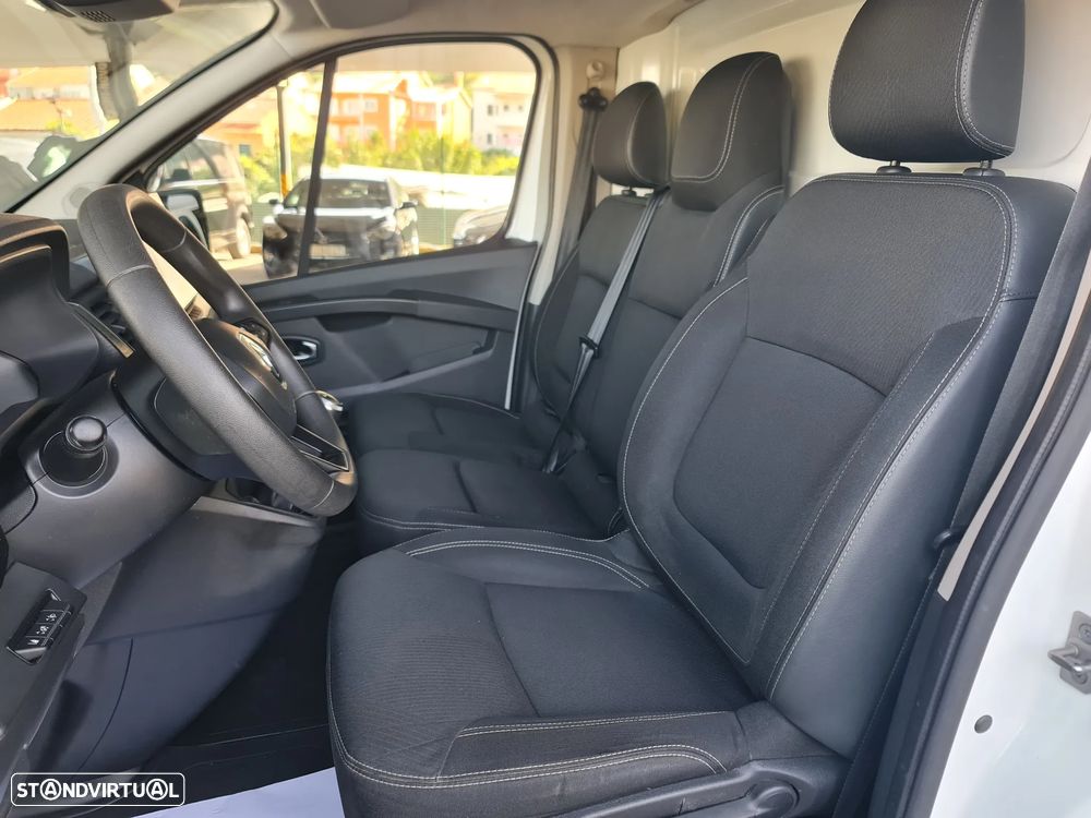 Renault Trafic 2.0 dCi 130cv GPS / CarPlay / Câmara /c/IVA dedutível - 39