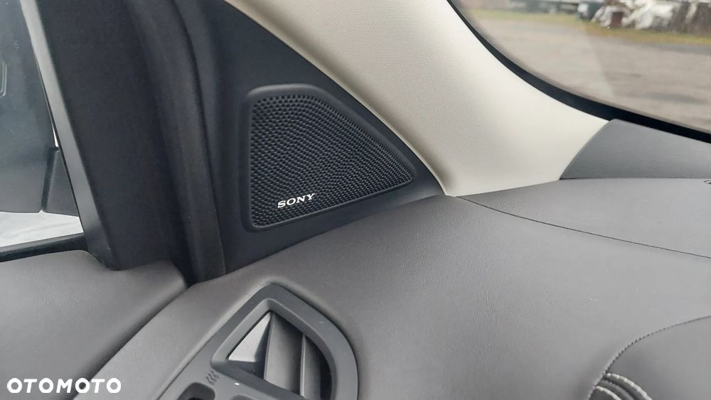 Ford Kuga 2.0 TDCi 4x4 Vignale - 31