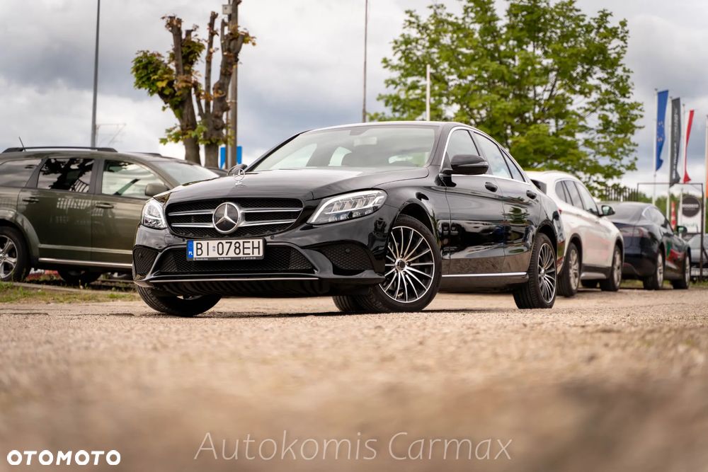 Mercedes-Benz Klasa C 220 d 4MATIC 9G-TRONIC - 2