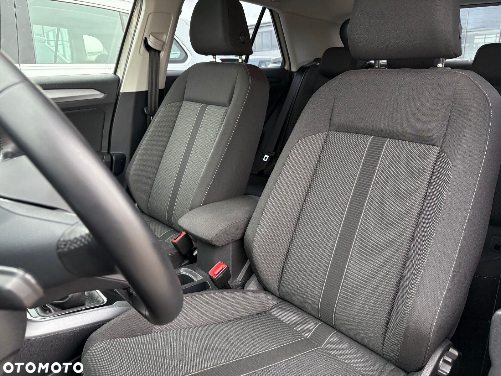 Volkswagen T-Roc 1.0 TSI Life - 13