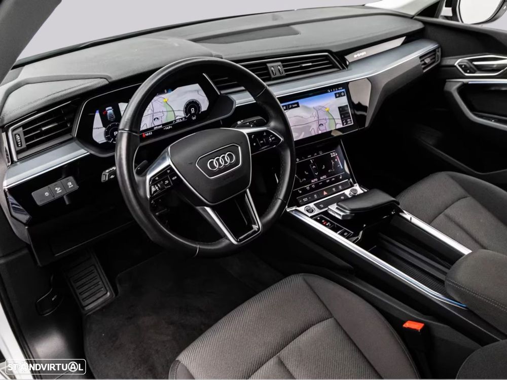 Audi e-tron Sportback - 10