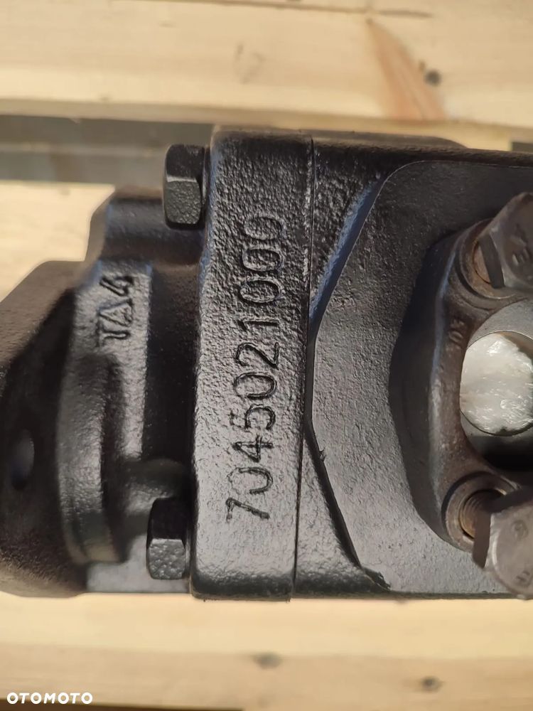 Pompa hydrauliczna PARKER 7045021000 MANITOU MLT 1740 - 12