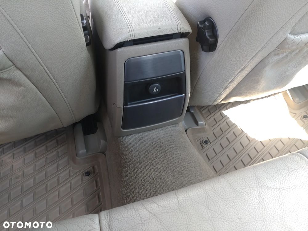 Volvo S80 2.4D5 Black Edition - 16