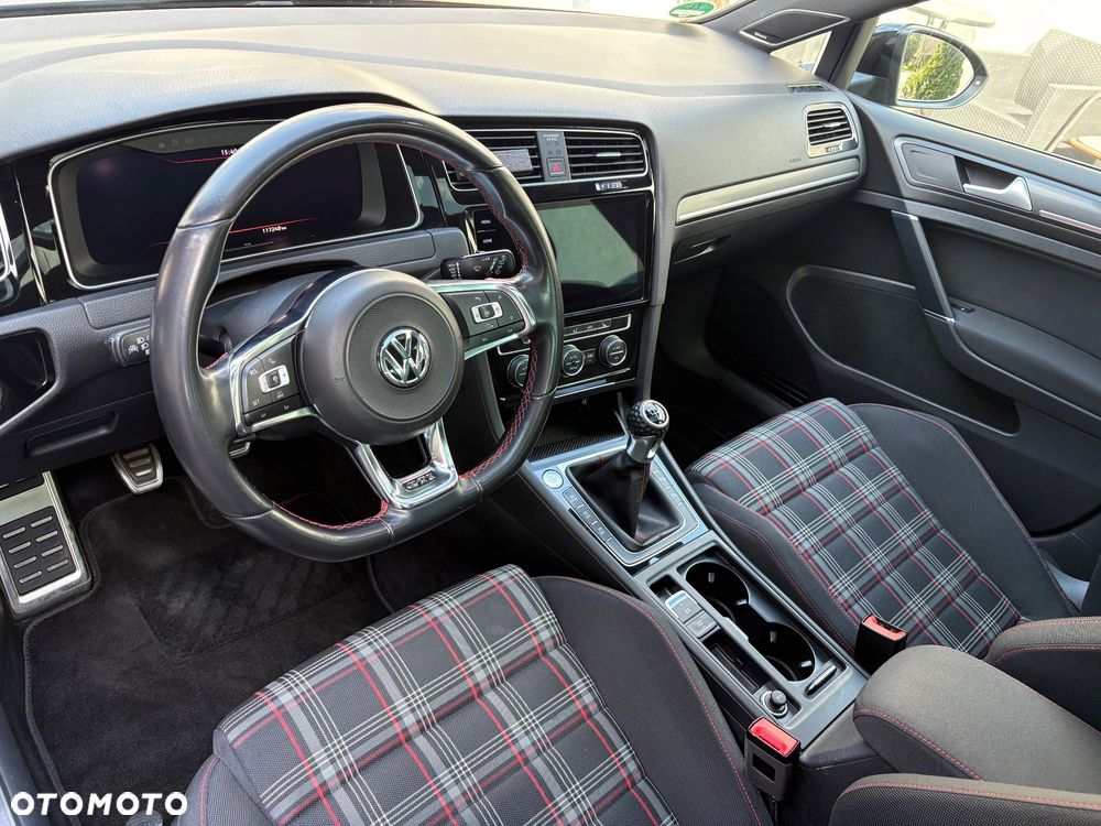 Volkswagen Golf 2.0 TSI BMT GTI Performance - 4