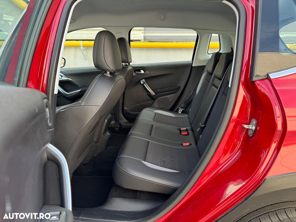 Peugeot 2008 PureTech 110 GPF Stop&Start EAT6 Signature - 9