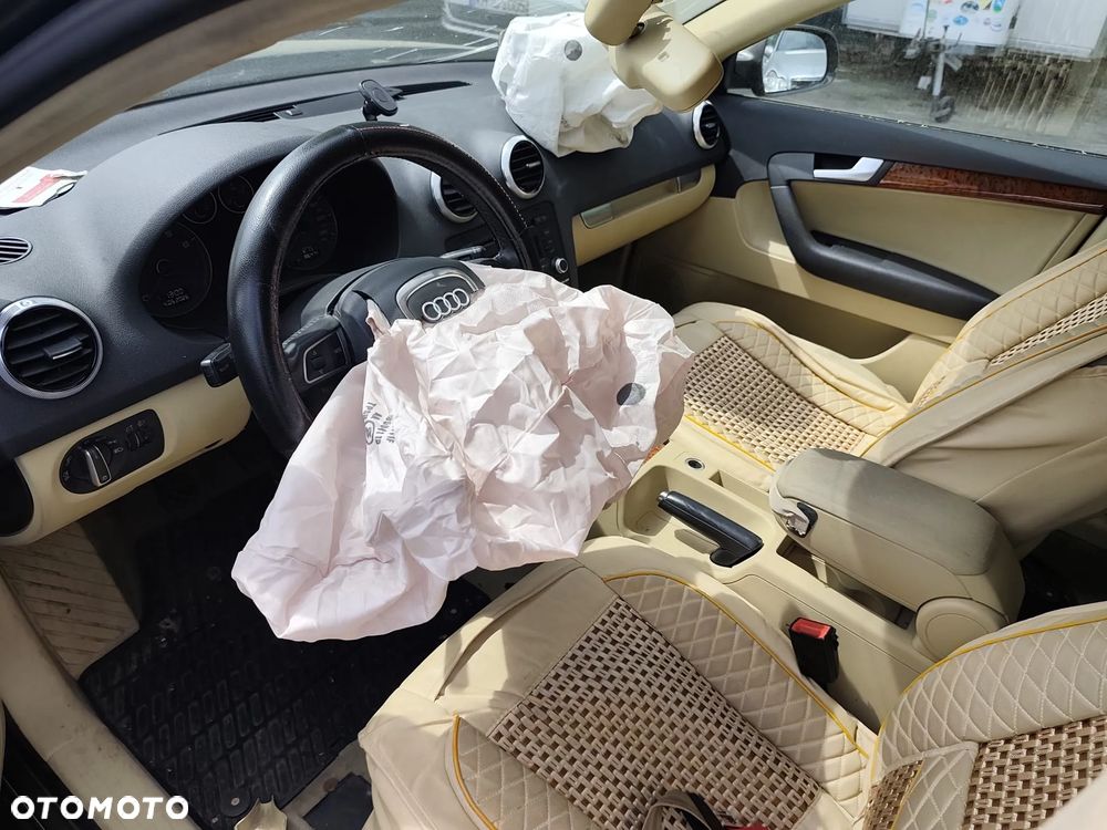 Audi A3 Sportback 1.8 TFSI Ambiente - 6