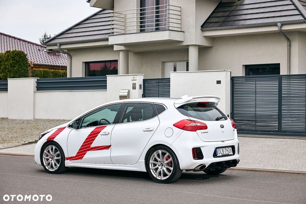 Kia Ceed 1.6 T-GDI GT-Track - 6