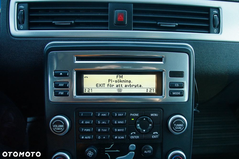 Volvo V70 2.5T R-Design Summum - 28