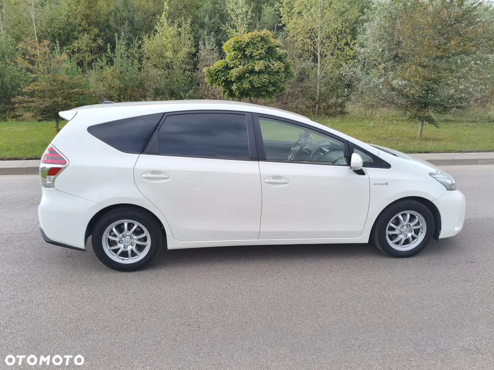 Toyota Prius+ (Hybrid) Comfort - 4