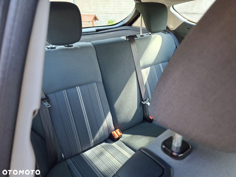 Ford Fiesta 1.25 Ambiente - 11