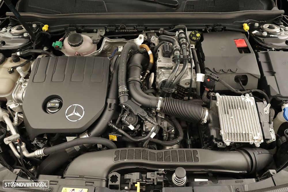 Mercedes-Benz A 250 e - 25