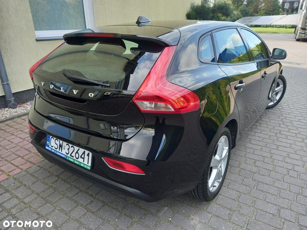 Volvo V40 D2 Kinetic - 2