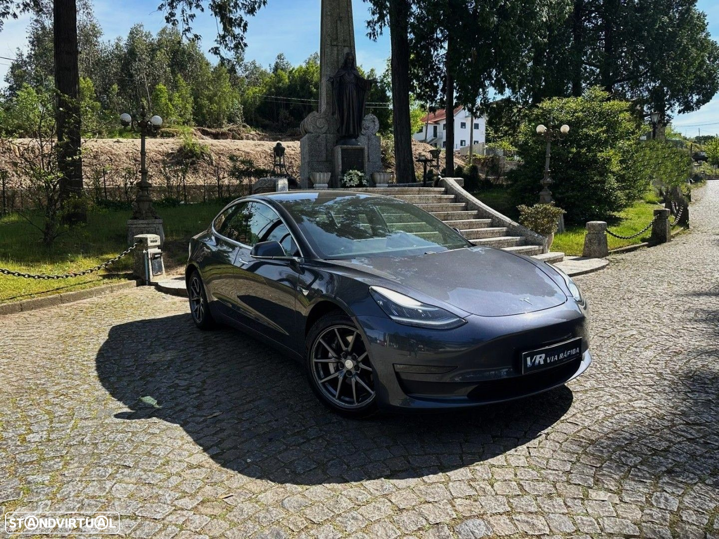Tesla Model 3 Long-Range Dual Motor AWD - 24