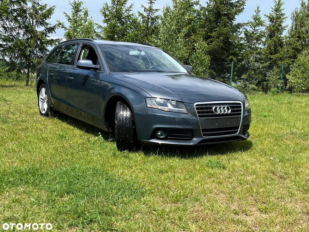Audi A4 - 4