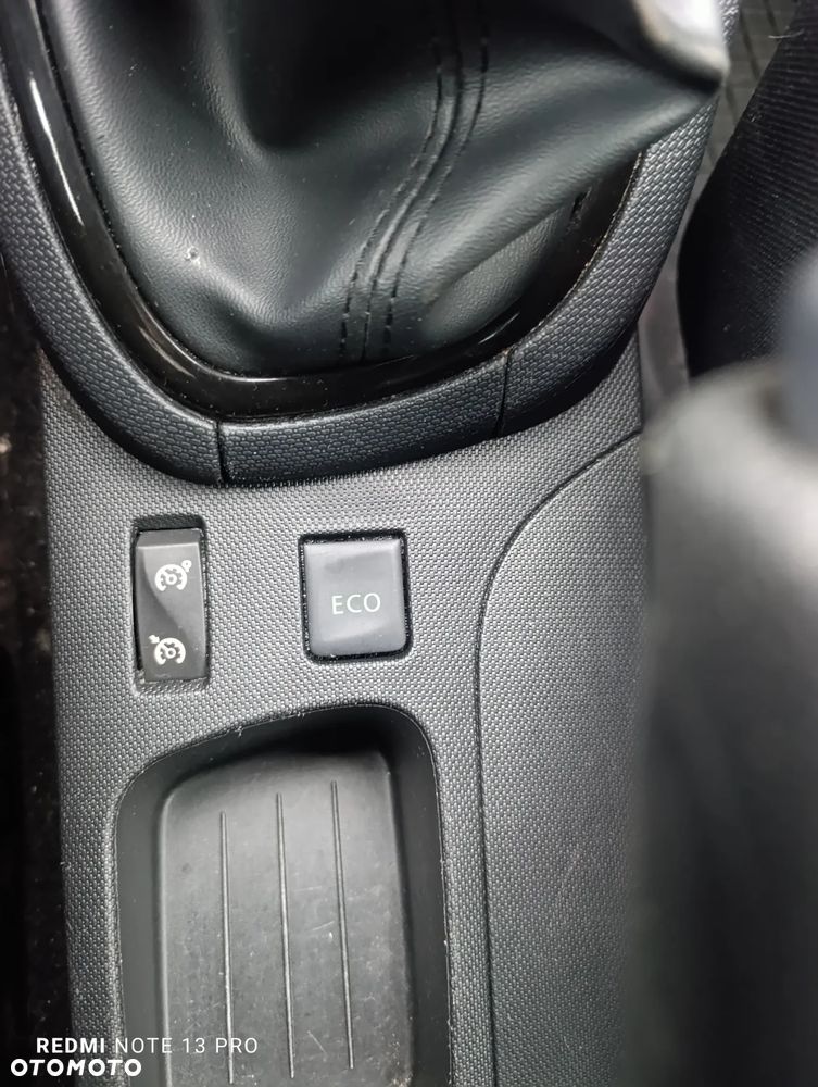 Renault Clio 0.9 Energy TCe Limited EU6 - 37