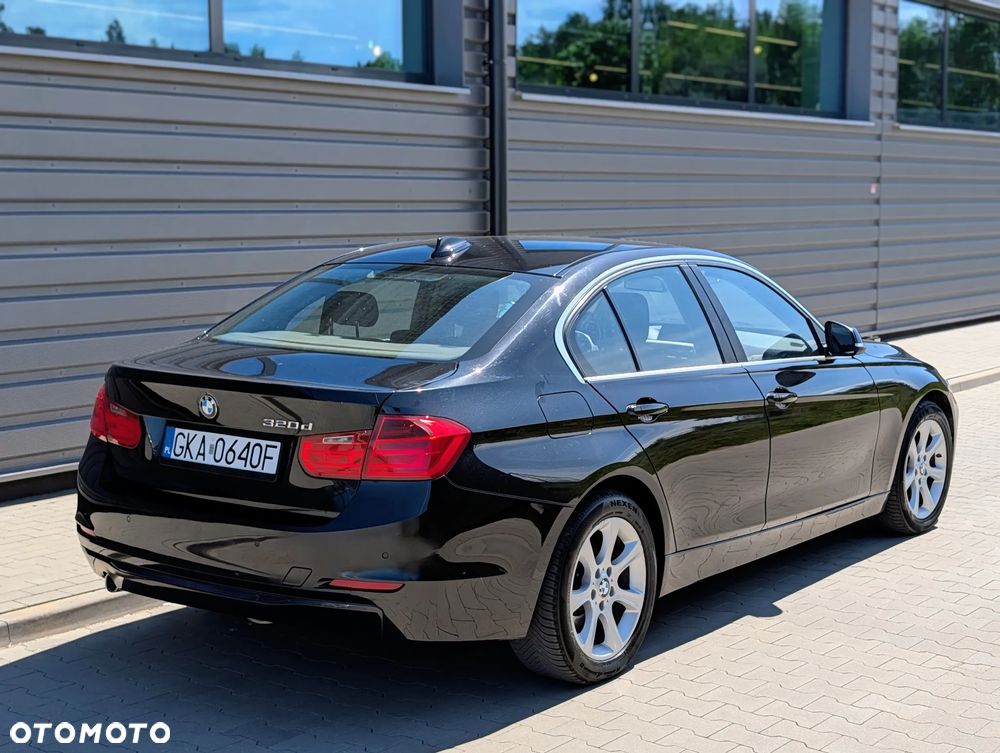 BMW Seria 3 320d Efficient Dynamics EU6 - 9