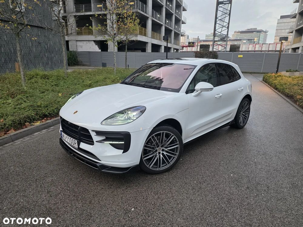 Porsche Macan - 1