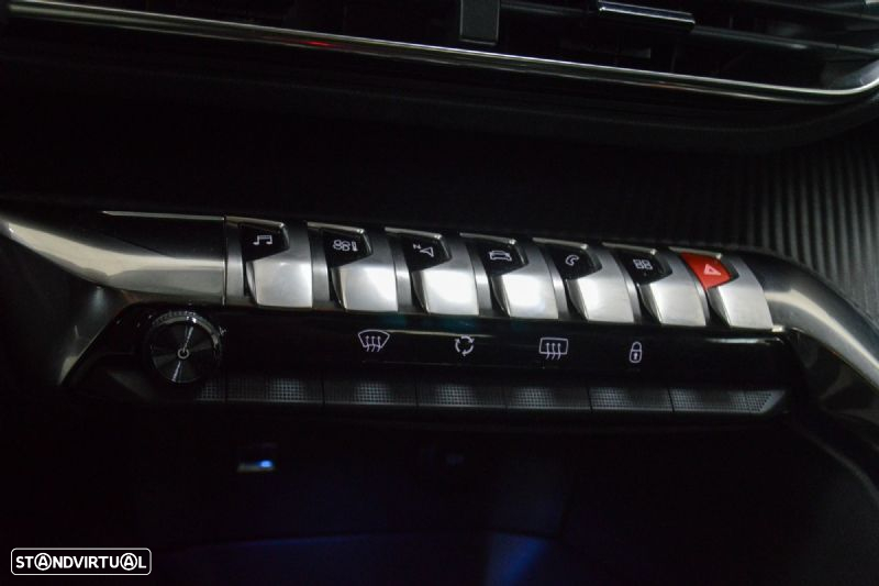 Peugeot 3008 1.5 BlueHDi Active Pack - 42