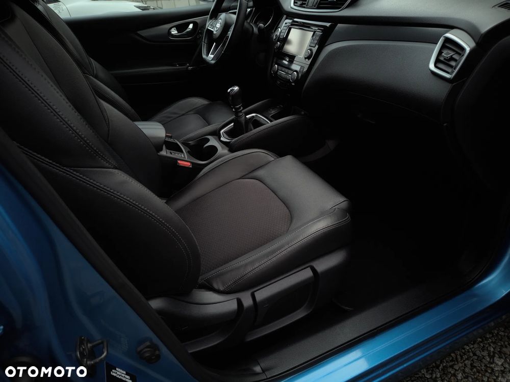 Nissan Qashqai 1.6 DIG-T Tekna - 18
