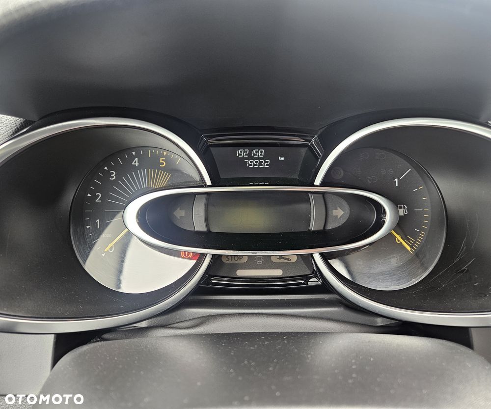 Renault Clio (Energy) dCi 90 Start & Stop INTENS - 27