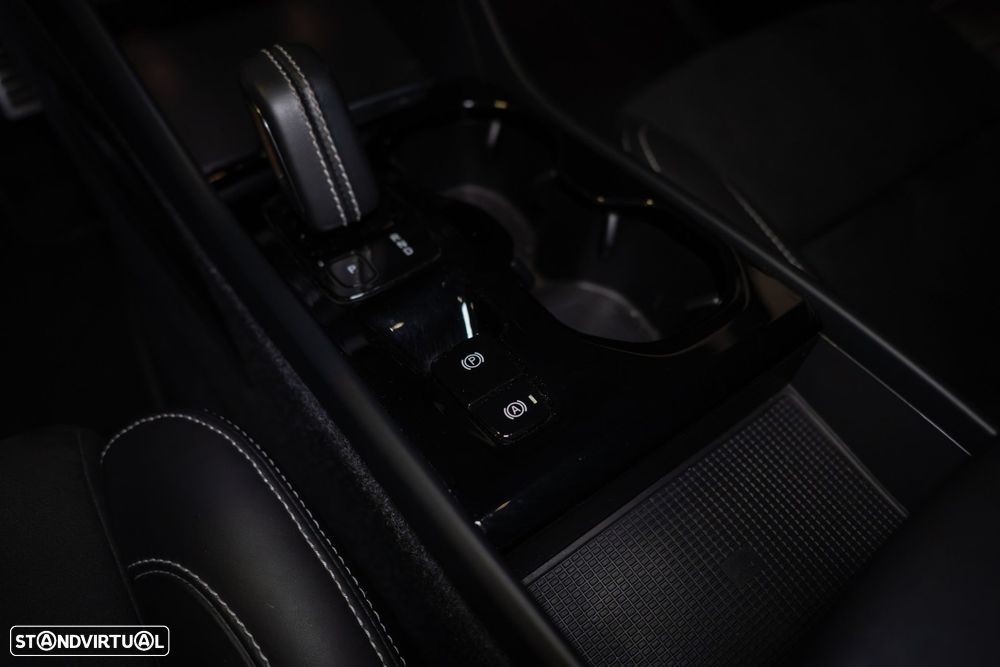 Volvo XC 40 1.5 T4 PHEV R-Design - 26
