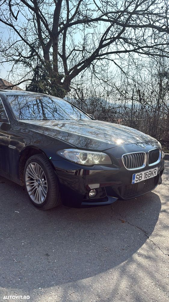 BMW Seria 5 525d xDrive AT - 1
