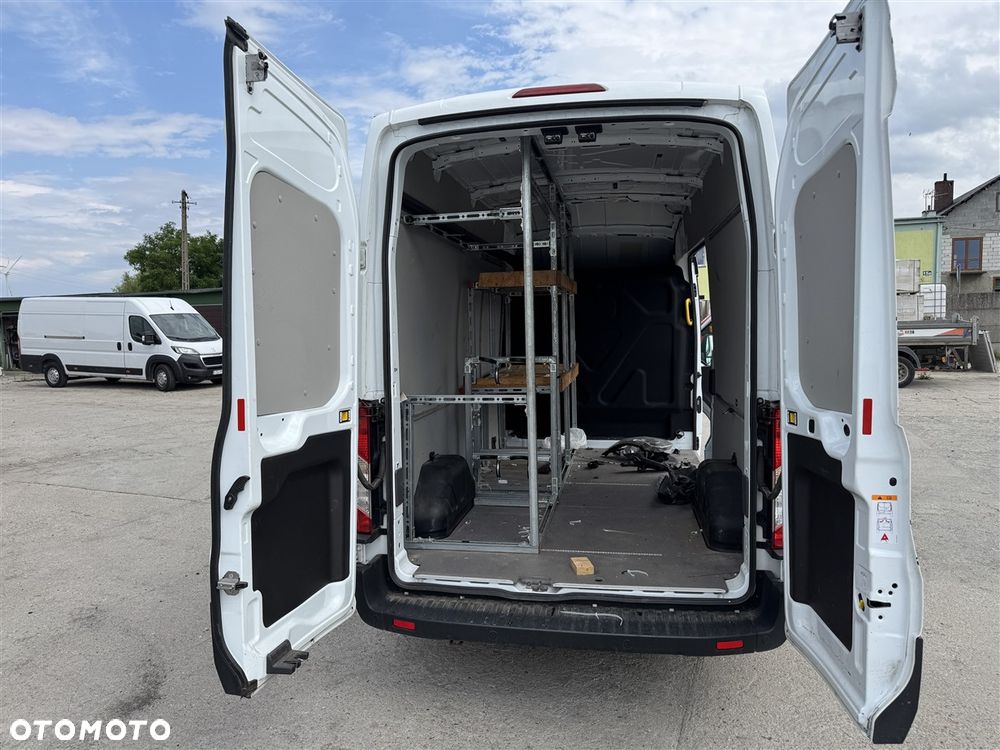 Ford TRANSIT MK8 - 18