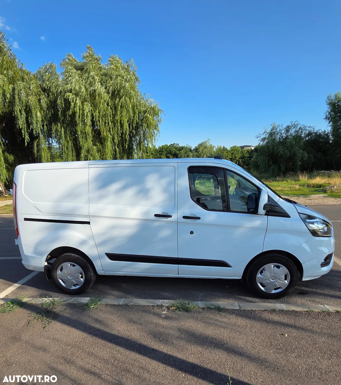 Ford Transit Custom - 13