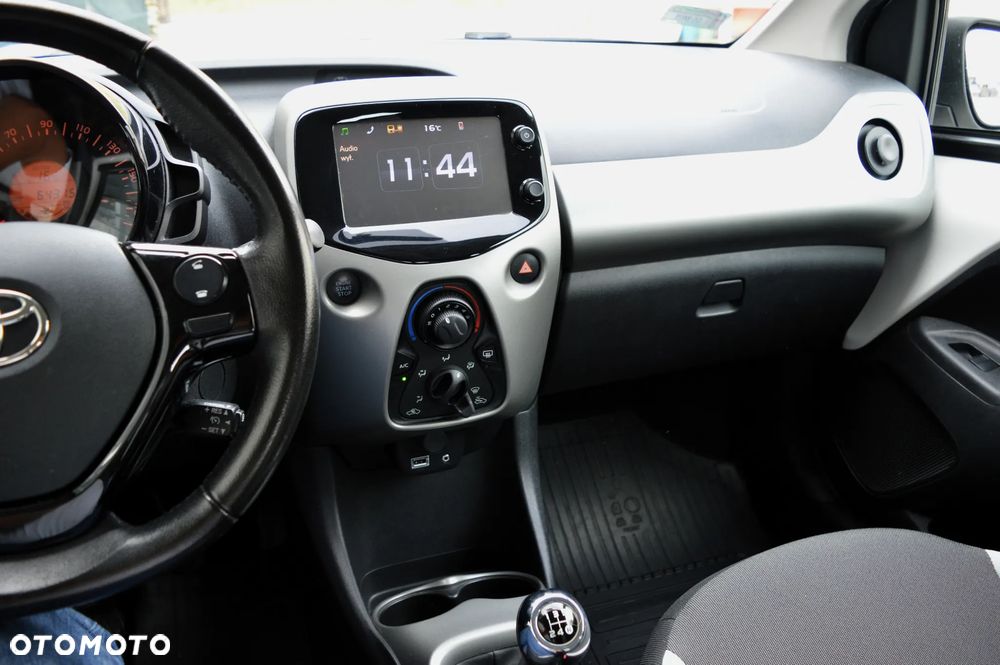 Toyota Aygo 1.0 VVT-i Sprint EU6 - 15