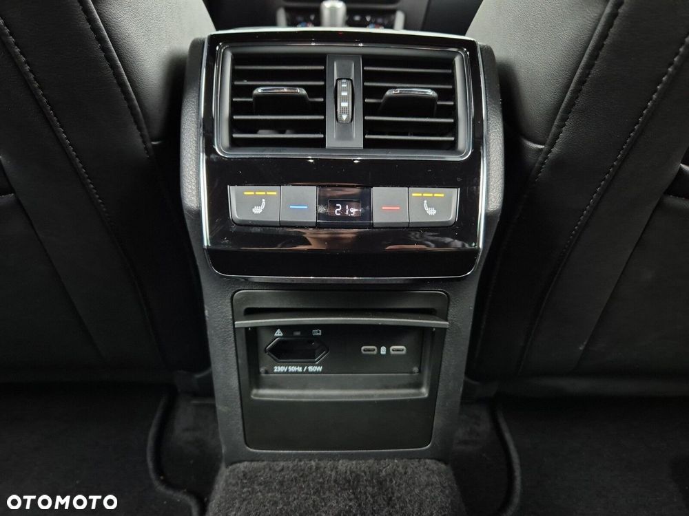 Skoda Superb 2.0 TDI SCR 4x4 L&K DSG - 20