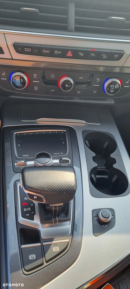 Audi Q7 3.0 TDI ultra Quattro Tiptronic - 9
