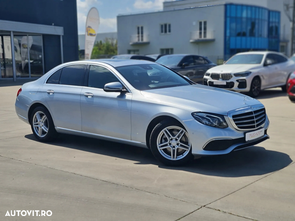 Mercedes-Benz E 220 d T 9G-TRONIC