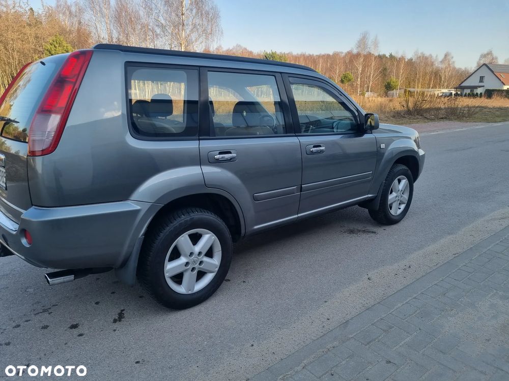 Nissan X-Trail 2.0 4x2 Comfort - 6