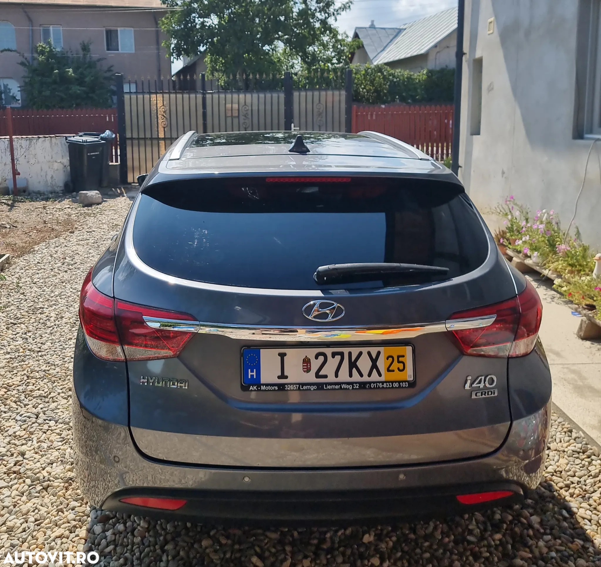Hyundai i40 Kombi blue 1.7 CRDi DCT Premium - 4