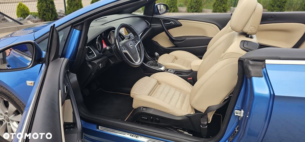 Opel Cascada - 8
