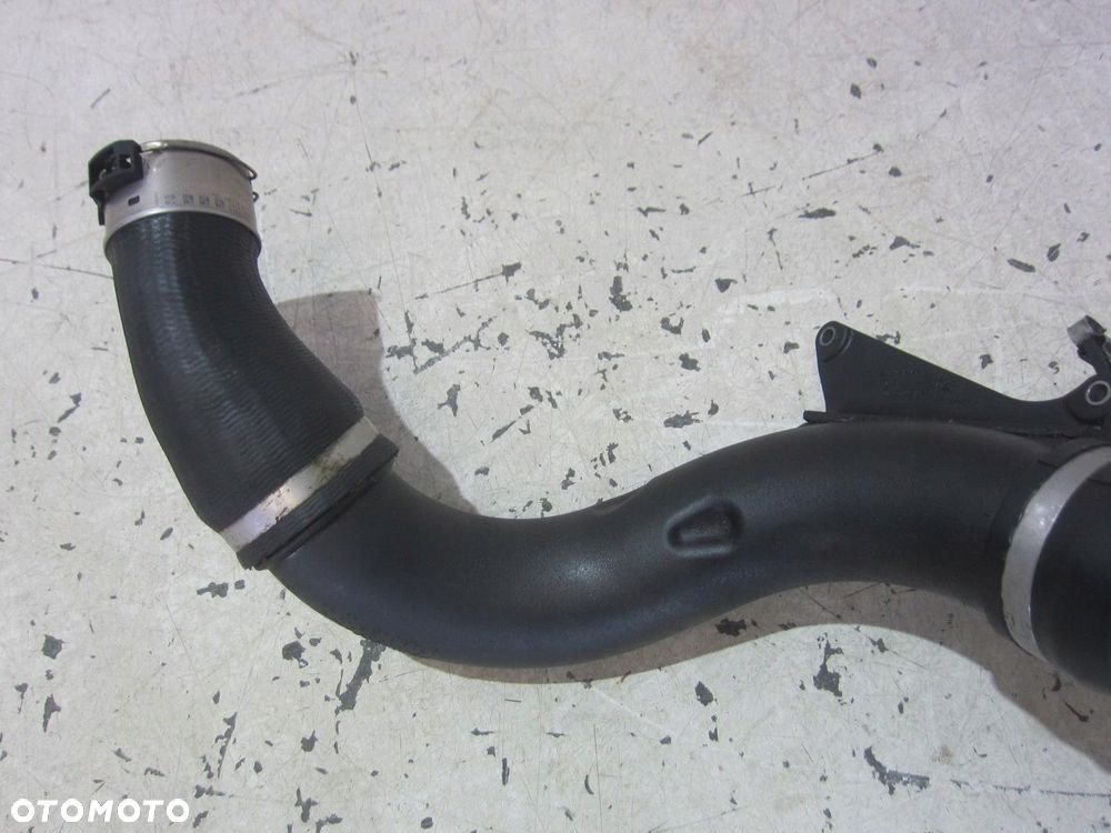BMW X1 F48 B46 PRZEWÓD RURA WĄŻ POWIETRZA DOŁADOWUJĄCEGO 13718616212 - 4