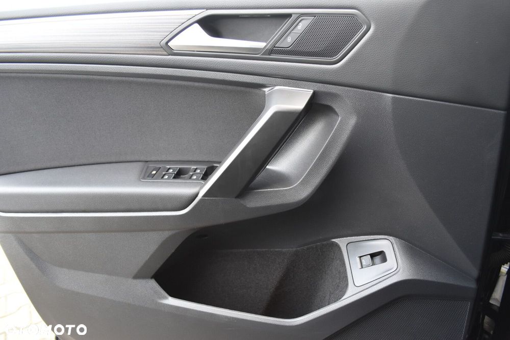 Volkswagen Tiguan 1.5 TSI EVO Elegance DSG - 29