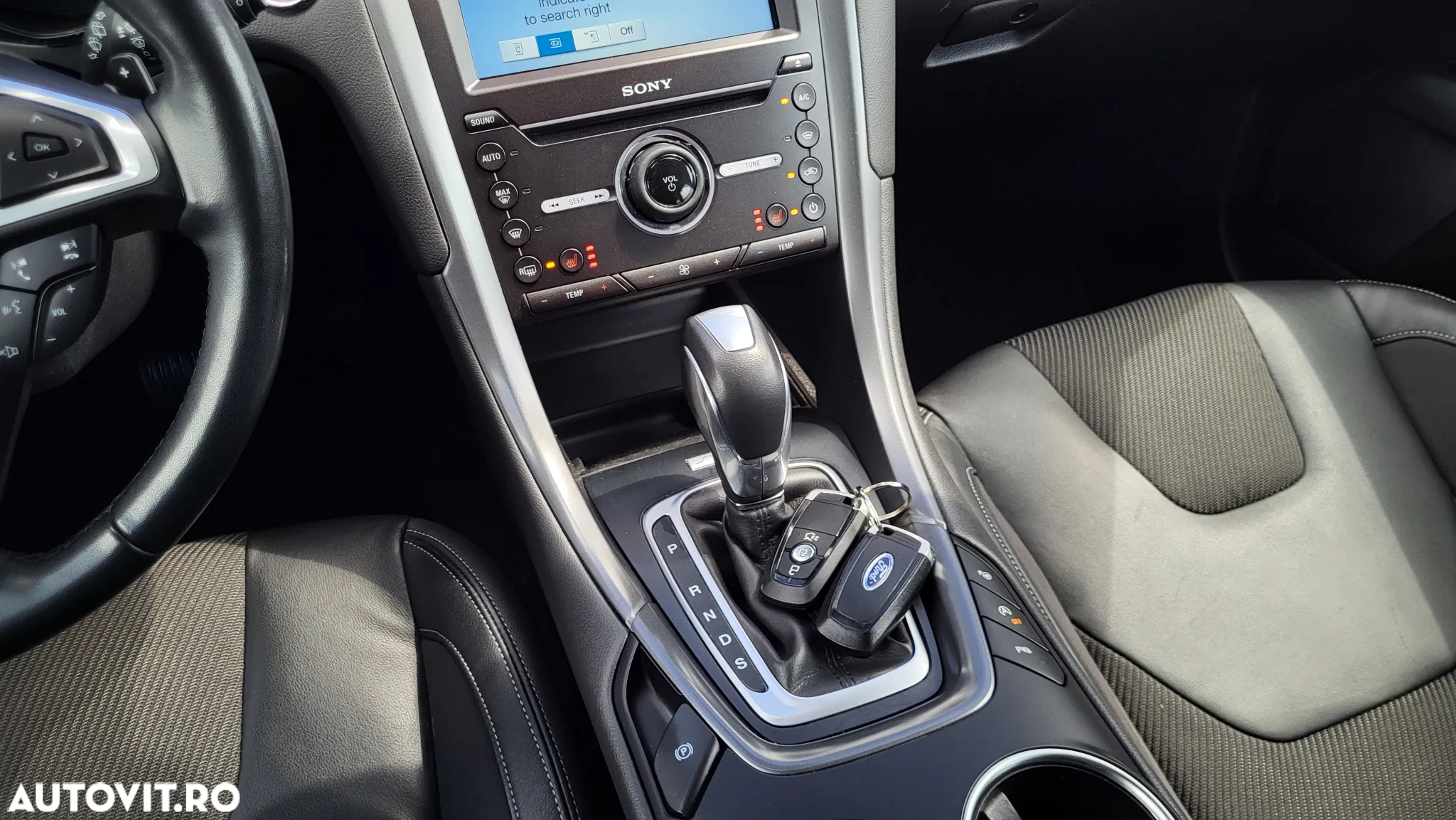 Ford Mondeo Turnier 2.0 TDCi Start-Stopp PowerShift-Aut Titanium - 8