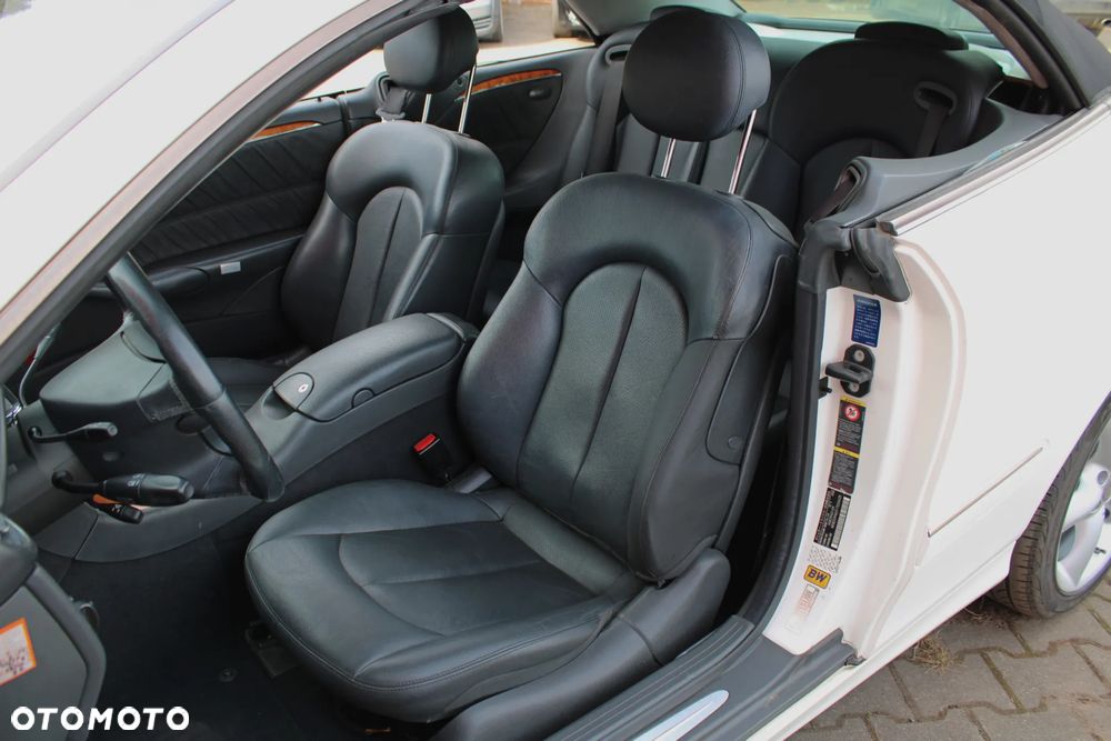 Mercedes-Benz CLK 320 Elegance - 16