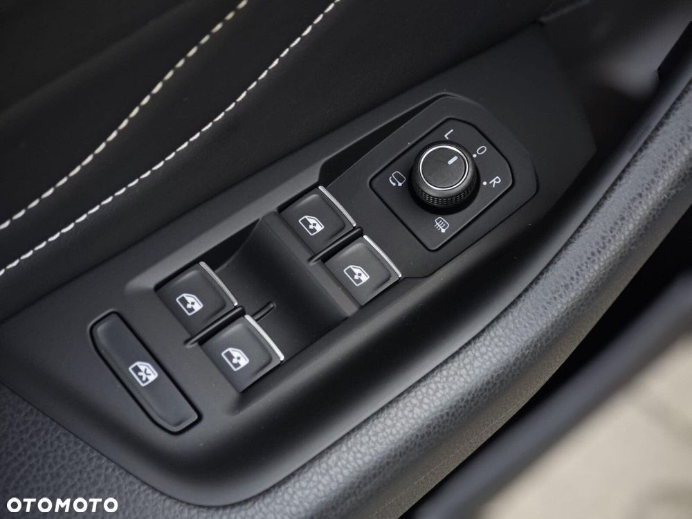 Volkswagen Arteon 2.0 TDI R-Line DSG - 31