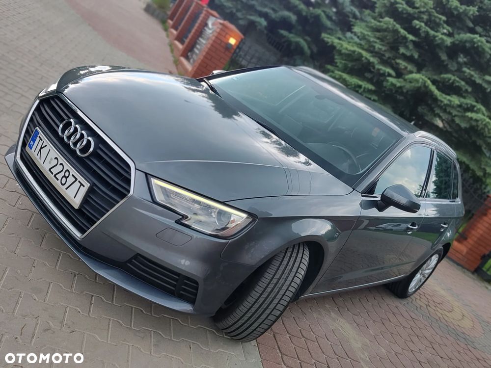 Audi A3 Sportback - 3