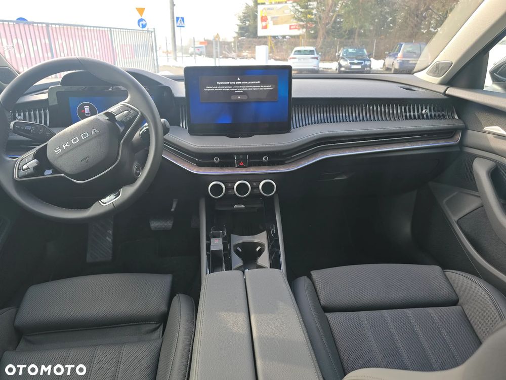 Skoda Superb 2.0 TDI SCR 4x4 L&K DSG - 8