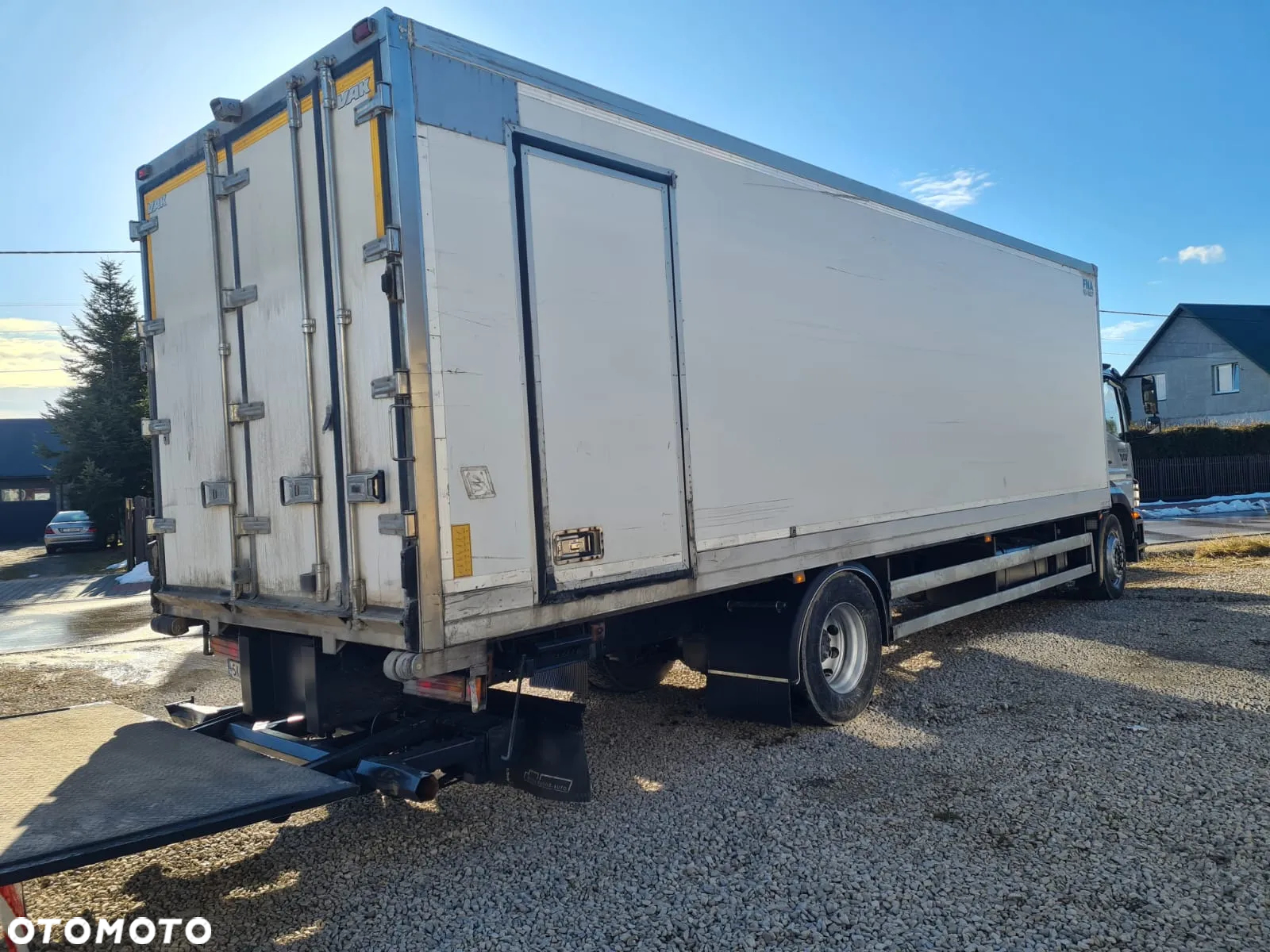 Mercedes-Benz AXOR 1829 CHŁODNIA 21PALET - 3