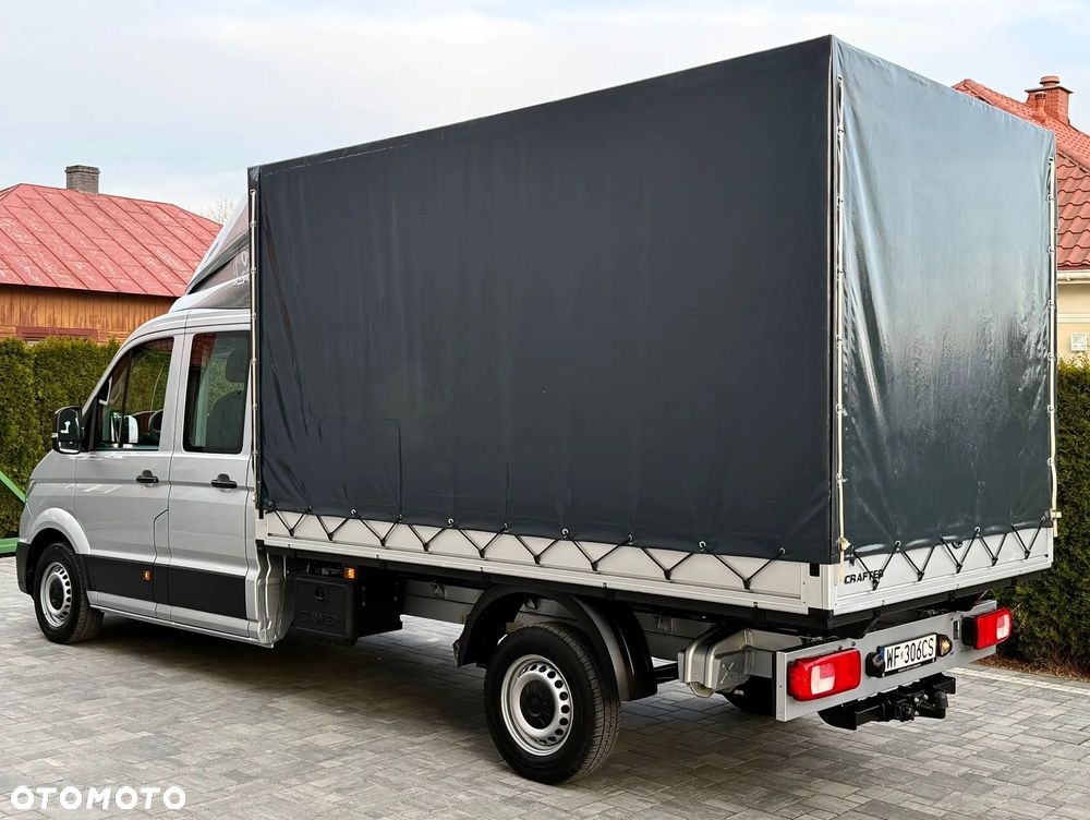 Volkswagen Crafter 177KM 7-Osobowy Automat Salon Polska Bezwypadkowy FVAT23% Gwarancja Do 2028r JAK NOWY NOWY !!! - 24