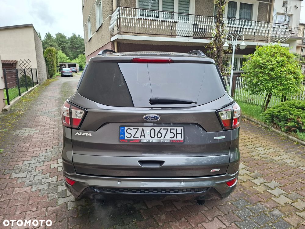 Ford Kuga 1.5 EcoBoost 2x4 ST-Line - 16
