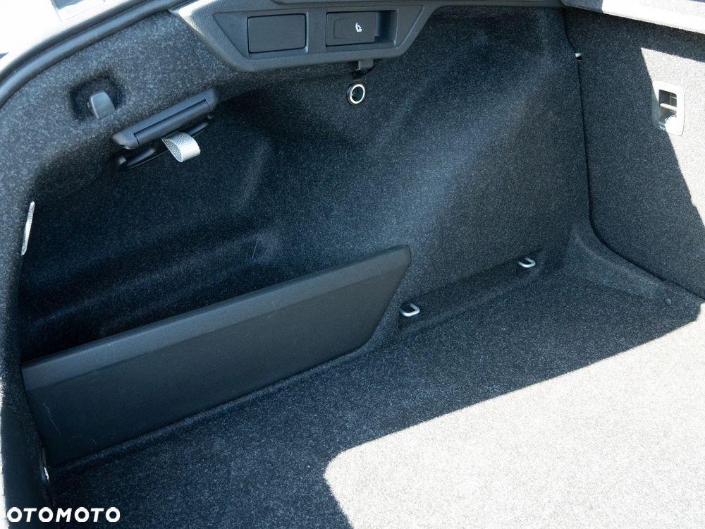 Skoda Octavia 2.0 TDI Sportline DSG - 16