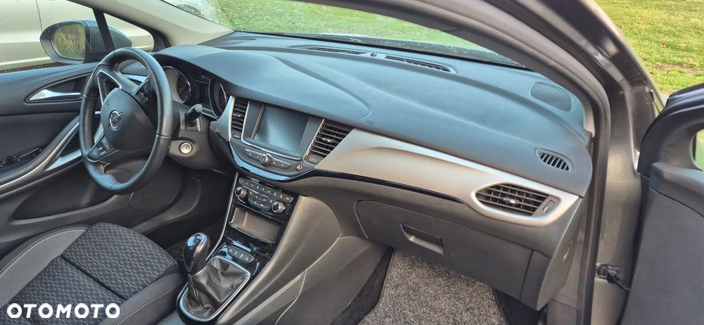 Opel Astra 1.2 Turbo Start/Stop Sports Tourer Edition - 11